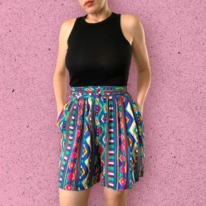 Vintage 1980s C.M. Petites Colorful Funky Aztec Geometric Print Wide Leg Shorts